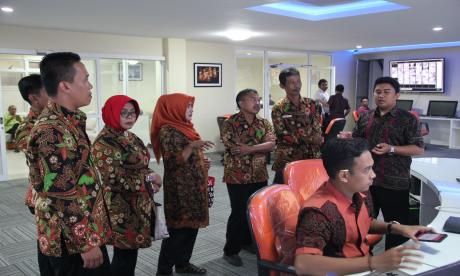 Kunjungan Disperindag Kabupaten Tulungagung di Damamaya Denpasar Cyber Monitor