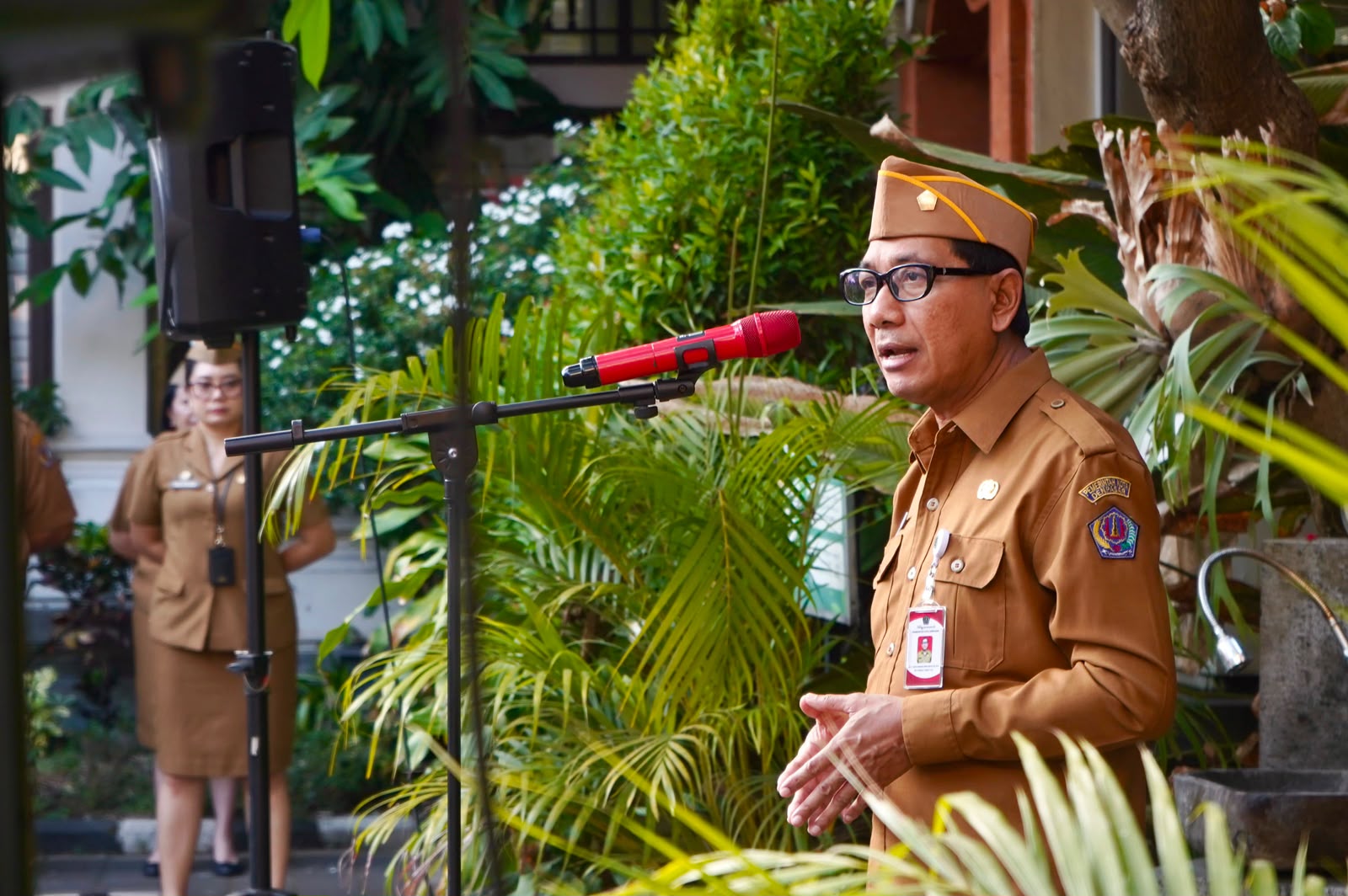 Sekda Eddy Mulya Pimpin Apel Disiplin di Lingkungan Bapenda Kota Denpasar