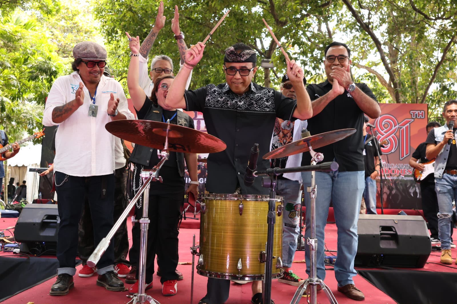 SEMARAK HUT KE-81 RI, WALIKOTA DENPASAR BUKA ROCK KEMERDEKAAN DENPASAR HAPPY