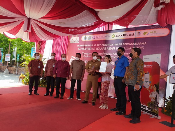 Peringatan HUT KE 28 Perumda Pasar Sewakadarma