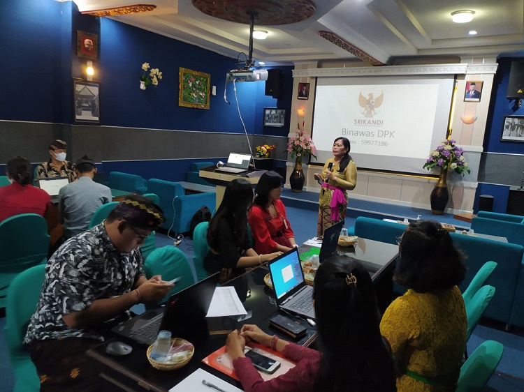 PELATIHAN SRIKANDI 