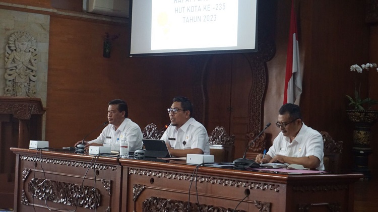 KOMINFOS IKUTI RAPAT PERSIAPAN HUT KOTA DENPASAR 235