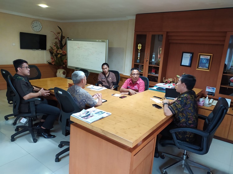 Rapat Pengarahan Bidang Di Dinas Kominfos Denpasar 