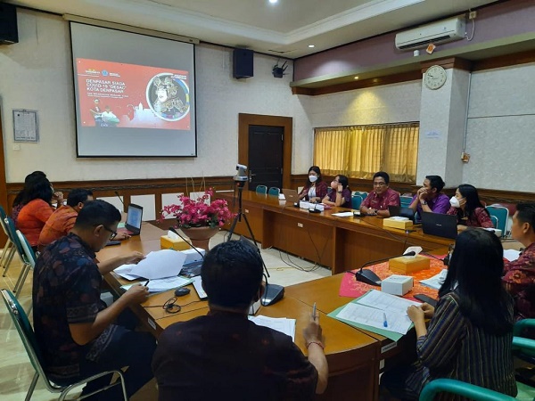 Presentasi Proposal dan Evaluasi Inisiatif Inovasi Daerah