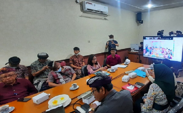 Penyusunan Pembagian Set Top Box Gratis Dari Pemerintah
