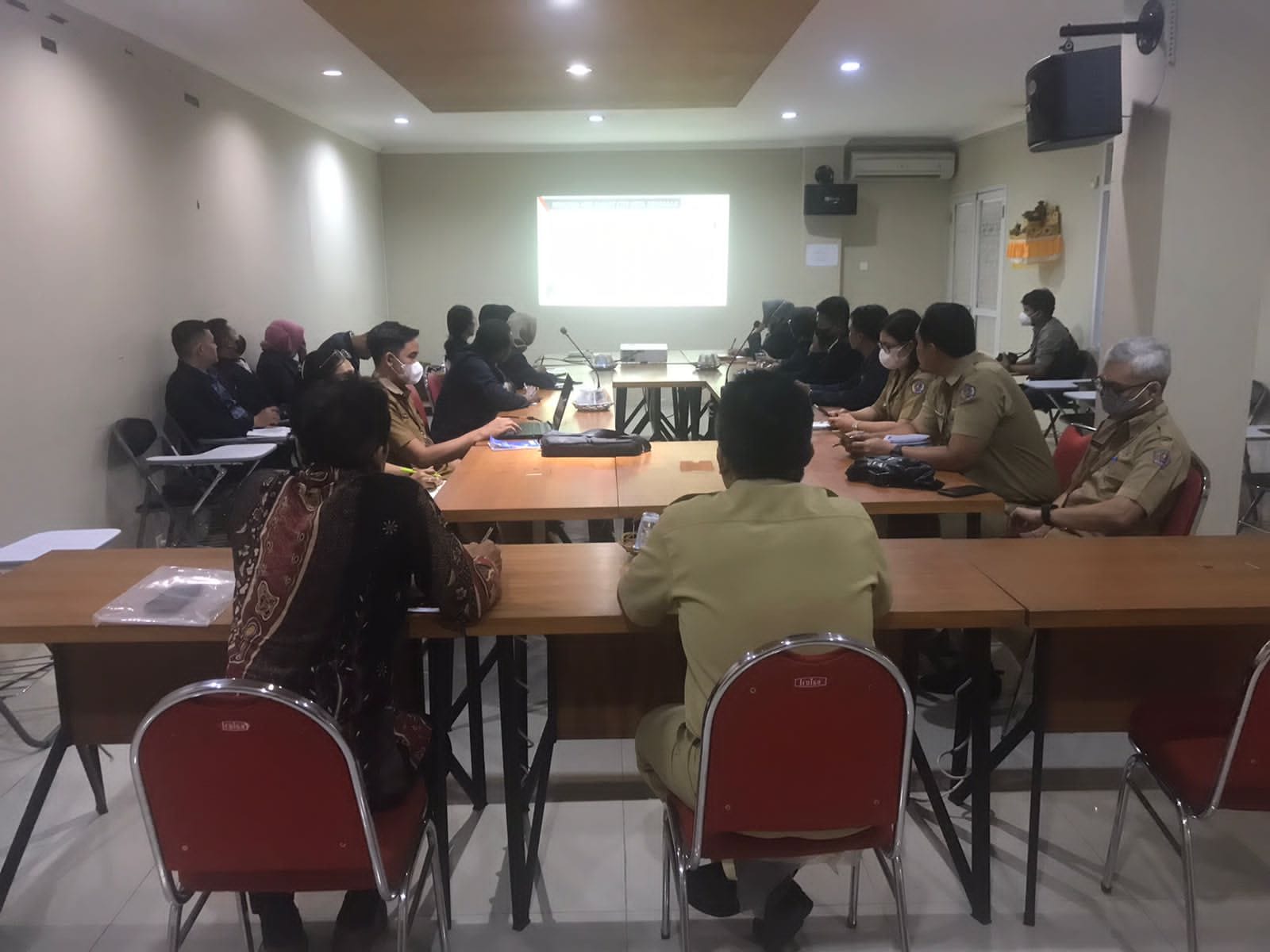 kunjungan dari universitas 17 agustus 1945