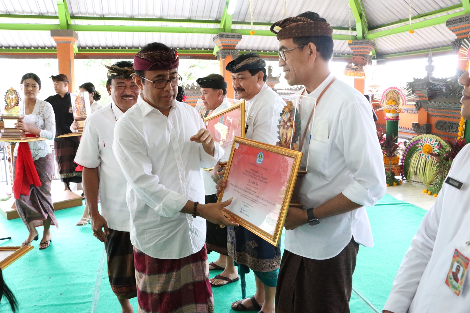 DISKOMINFOS RAIH PENGHARGAAN GENDER EQUALITY AWARD TINGKAT PERANGKAT DAERAH