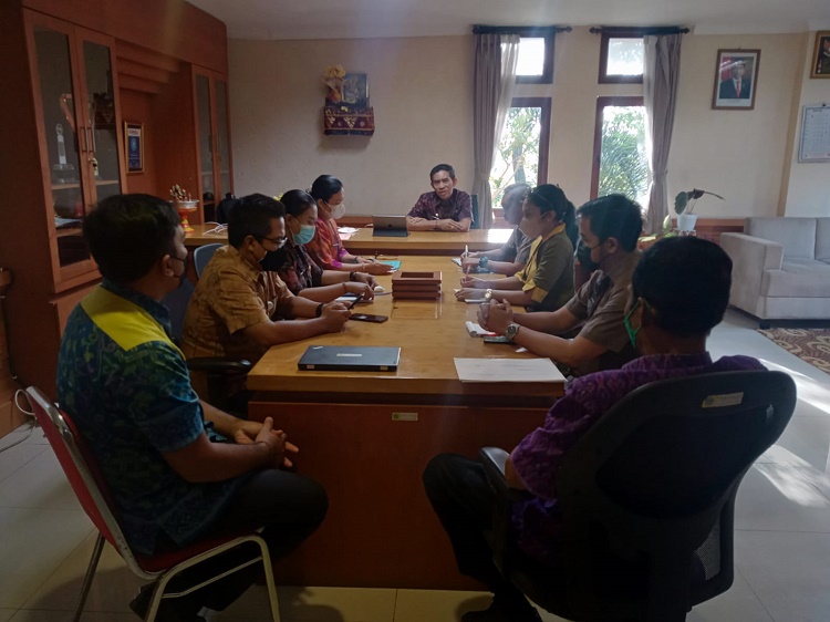 Rapat Internal DKIS