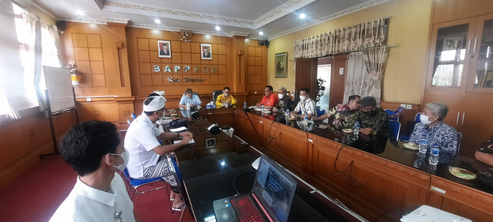 Kunjungan Bappeda Cirebon dalam rangka survey SKM