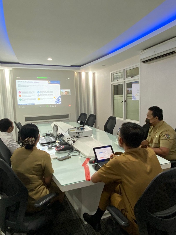 Kominfos denpasar mengikuti persiapan pengembangan sistem informasi pemanfaatan 