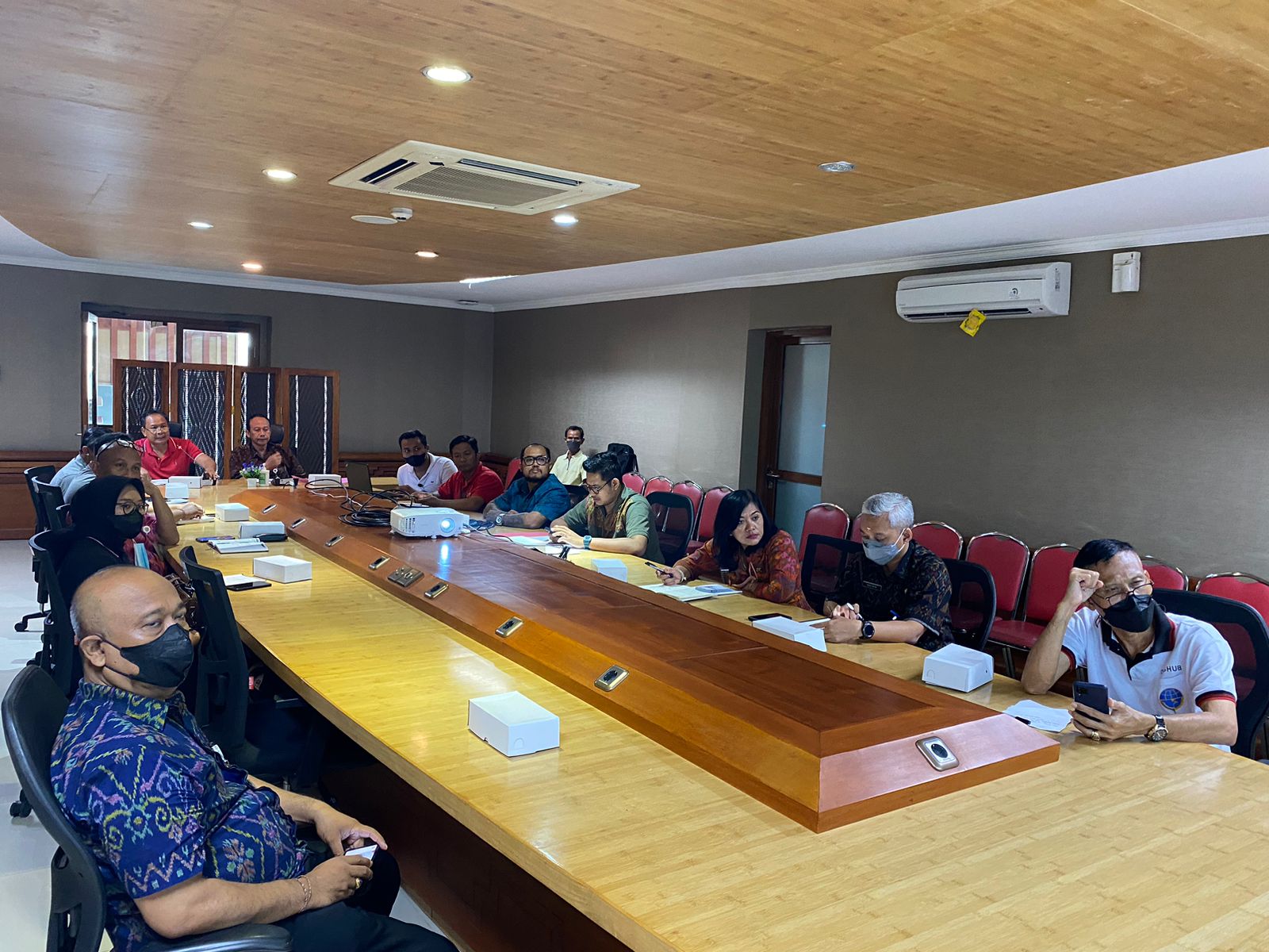 Rapat Evaluasi Operasi Pasar