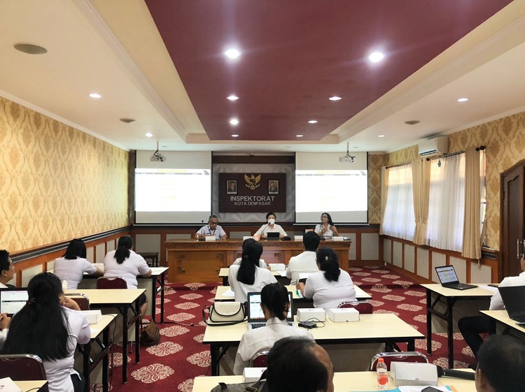 Rapat Pembahasan Pengisian Form Lembar Kerja Evaluasi (LKE)