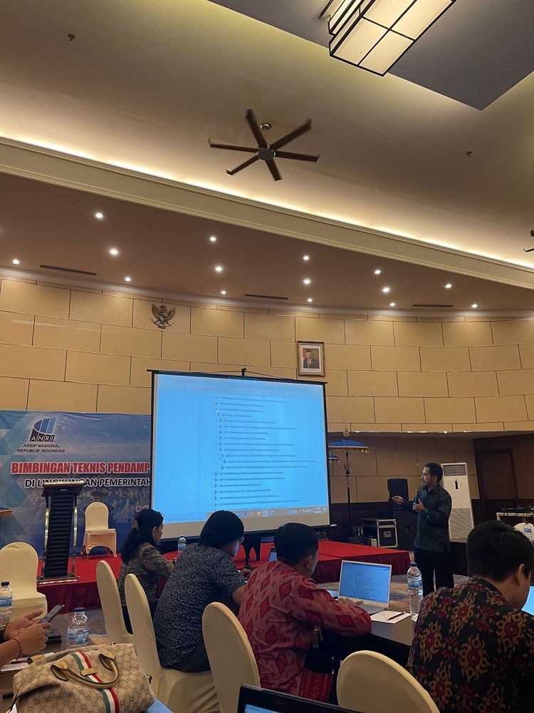 Bimtek Sistem Informasi Kearsipan Dinamis Terintegrasi (SRIKANDI)