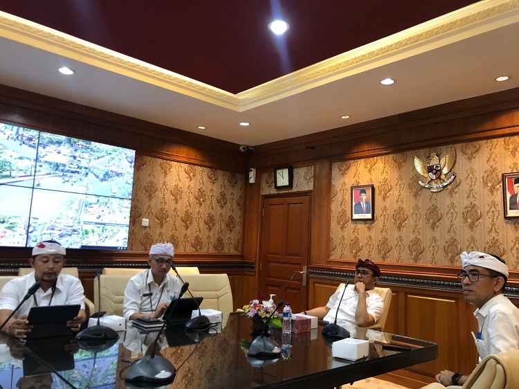 Rapat Paparan Materi Sambutan Kunjungan Gubernur Bali