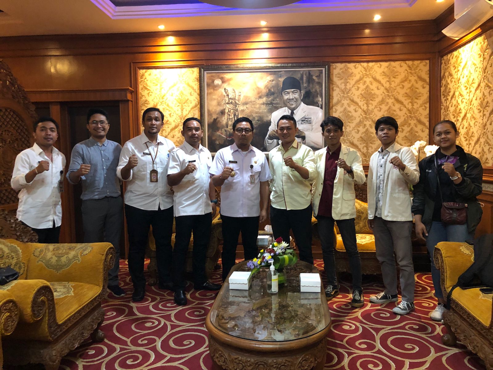 Audiensi dengan wakil walikota denpasar dan PC KMHDI