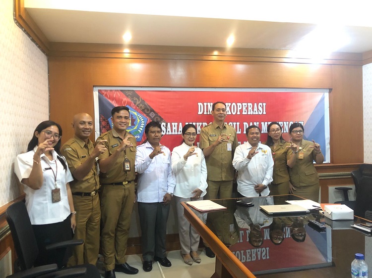 Visitasi Komisi Informasi Dinas Koperasi UMKM