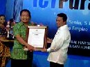 KOTA DENPASAR MERAIH PENGHARGAAN ICT PURA