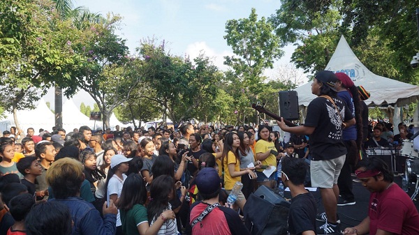 Diskominfo Denpasar Gencar Sosialisasi SiDarling Lewat Pertunjukan Rakyat 