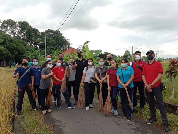 Kerja Bakti Dalam Rangka HUT Korpri ke-50 Tahun