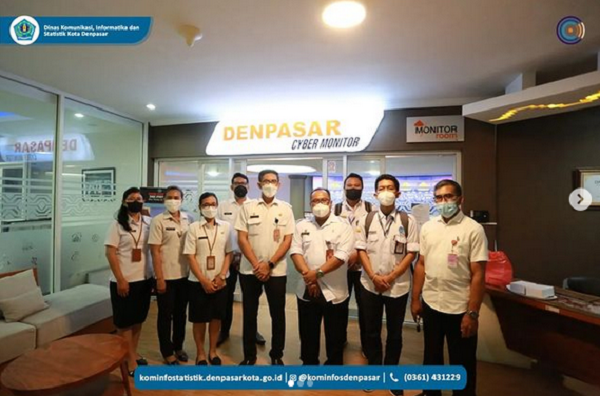 Menerima kunjungan dari Diskominfo Kabupaten Tabanan 