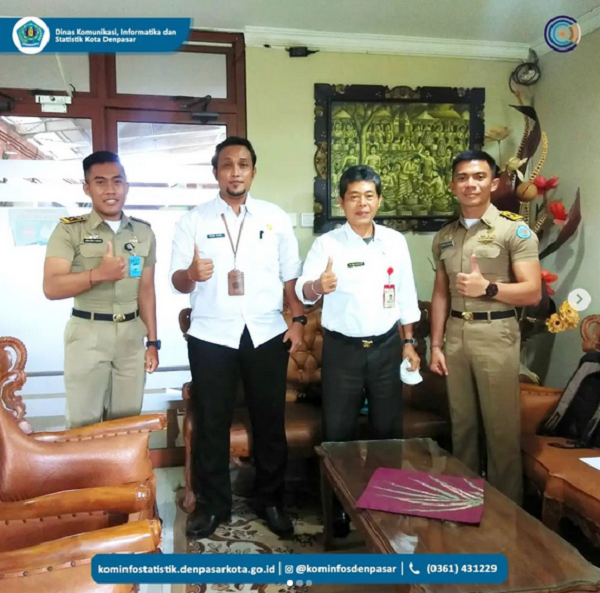 Menerima penelitian dari Institut Pemerintahan Dalam Negeri (IPDN)