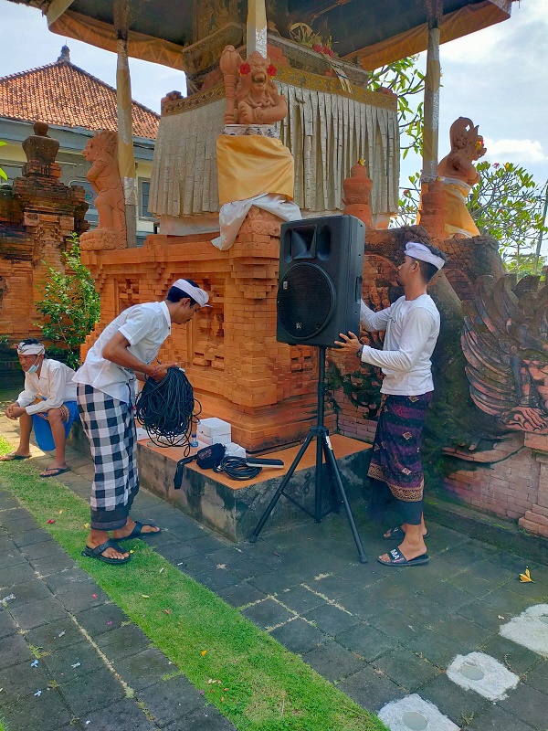 Tim Soundsystem Kominfos Support Upacara Petinget Tumpek Bubuh