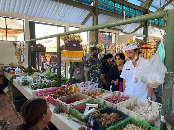 JELANG HARI RAYA, DISPERINDAG-TPID GELAR SIDAK PANTAU HARGA DAN STOK