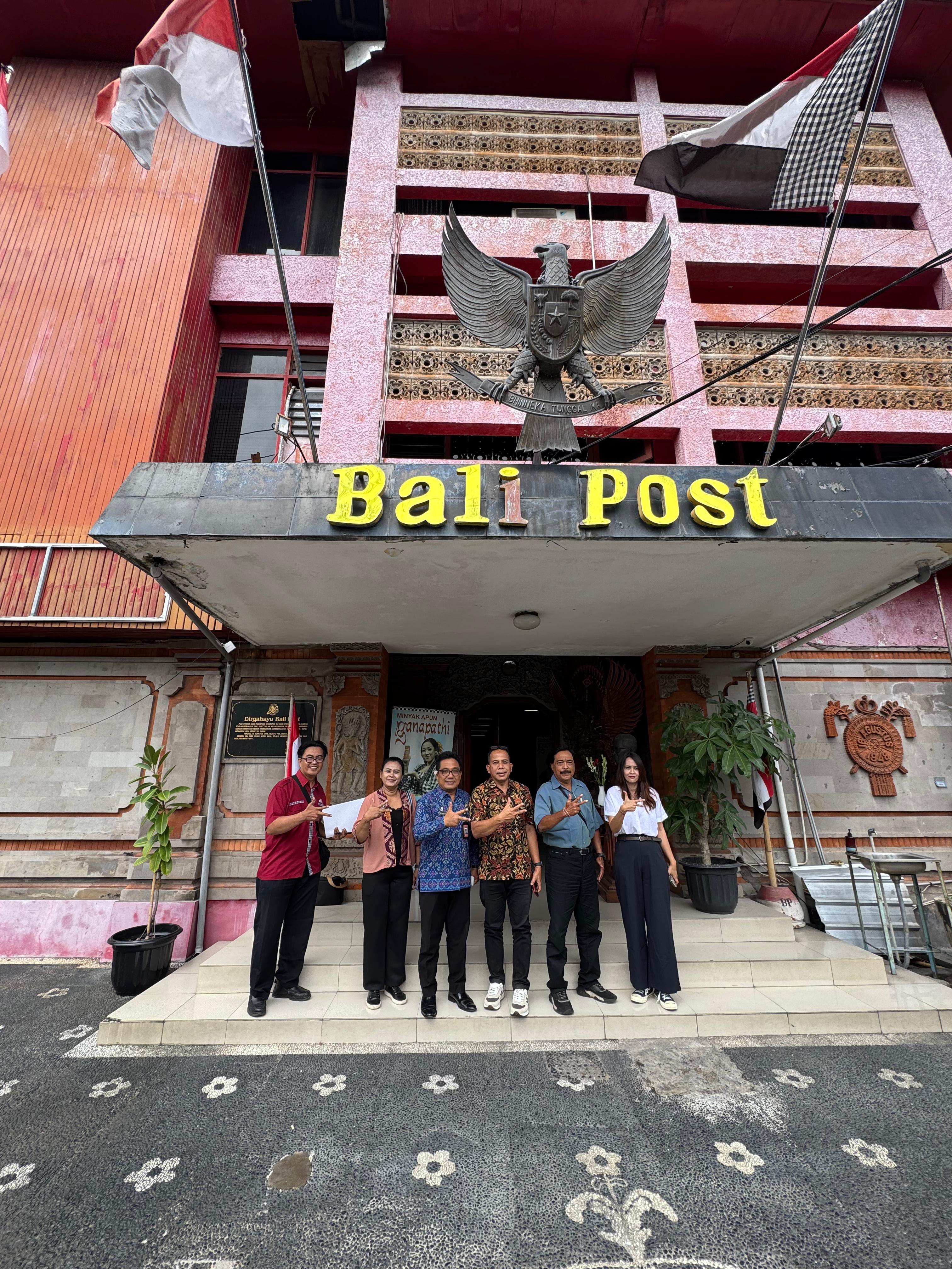 Perkuat Sinergi Media, Diskominfos Denpasar Audiensi dengan Bali Post Group