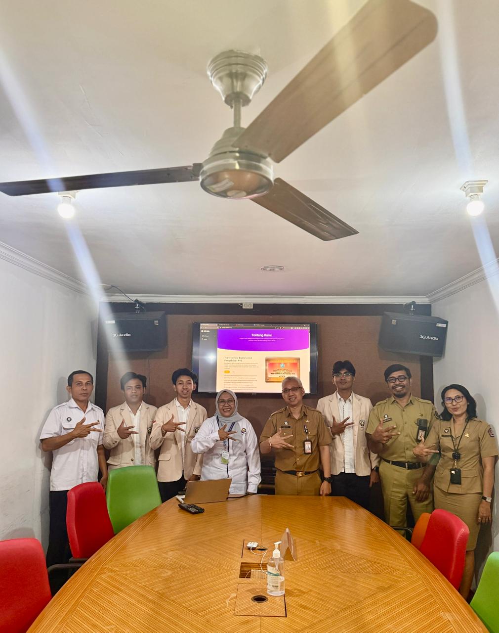 Presentasi Mahasiswa PKL Politeknik Negeri Bali