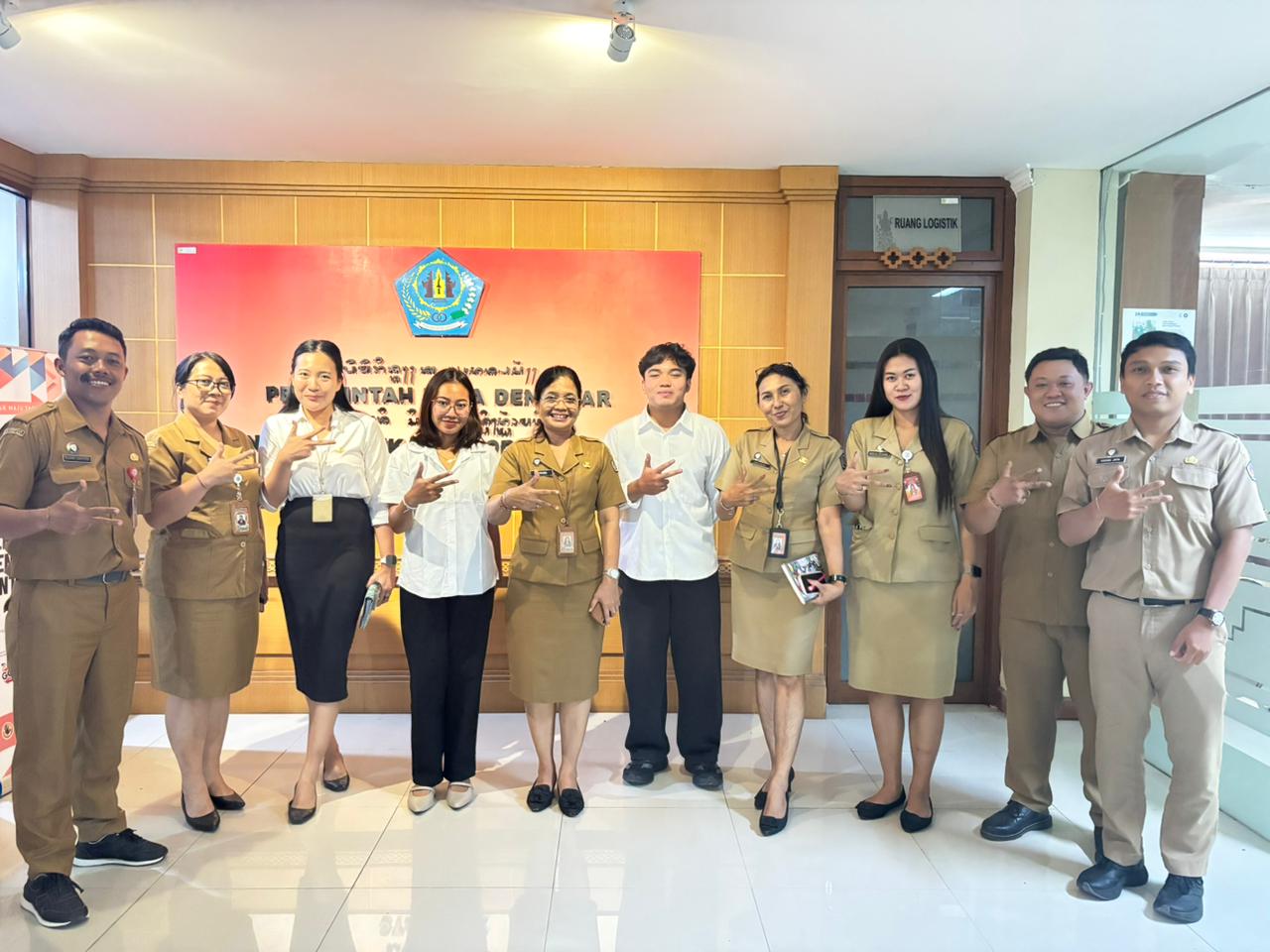 Presentasi Akhir PKL Mahasiswa Undiknas di Diskominfos Denpasar