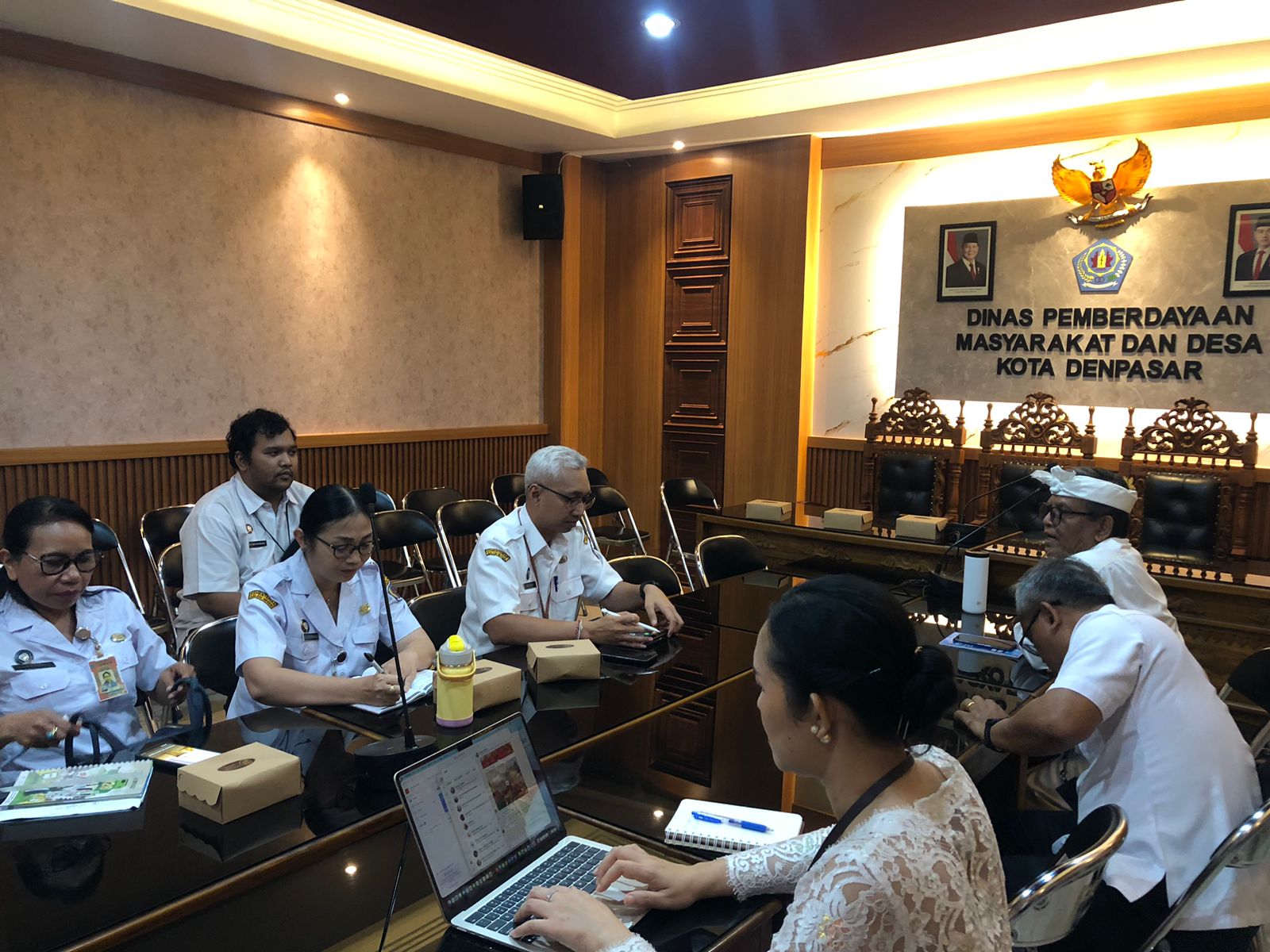 Rapat Penguatan Tugas Dusun dan Lingkungan dalam Pengawasan Infrastruktur dan Pengelolaan Sampah