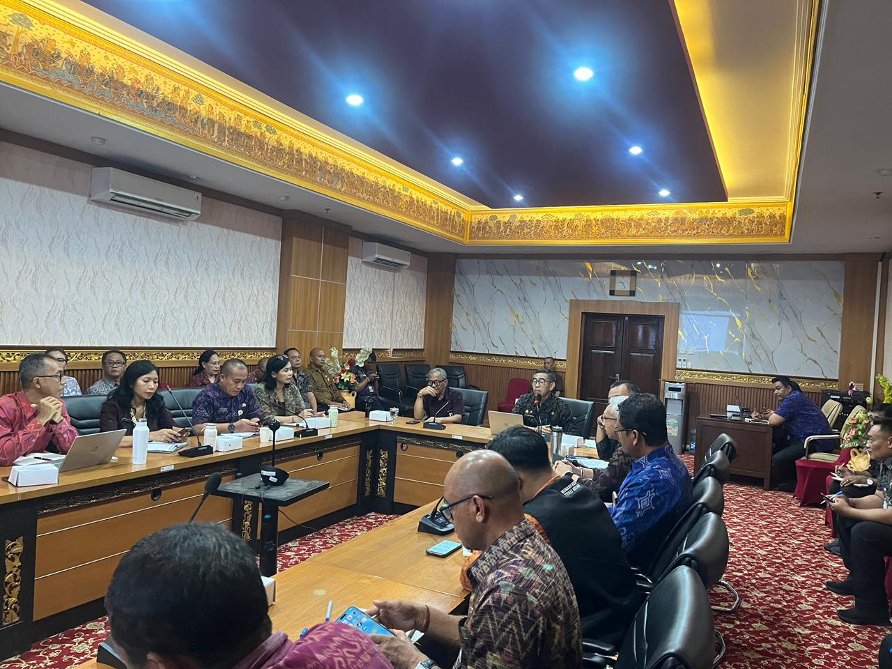 Rapat Pembentukan Tim Koordinasi Pengawasan SJUT-IPT Kota Denpasar