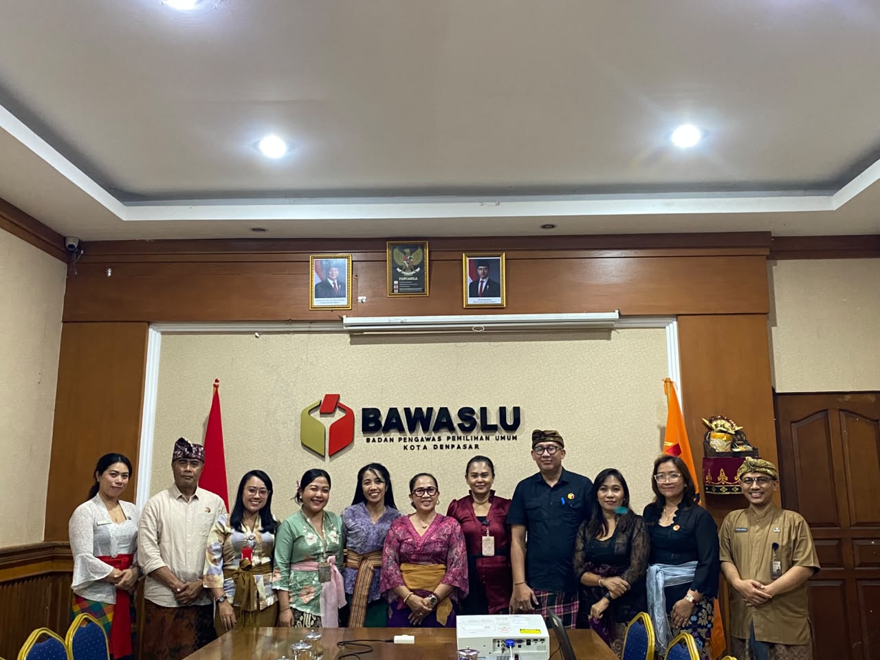Pengelolaan Komunikasi Kelembagaan dan Pelayanan Informasi Publik sebagai Upaya Mewujudkan Tata Kelola Kehumasan dan Informasi Publik yang Profesional dan Adaptif 